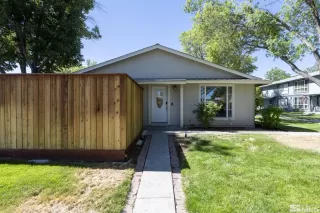 Photo #2: 240008061 Listing