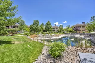 Photo #5: 240008070 Listing