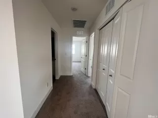 Photo #5: 240008461 Listing