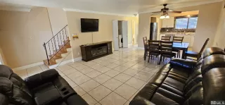 Photo #3: 240008589 Listing