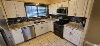 Photo #5: 240008589 Listing