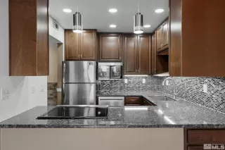 Photo #6: 240008636 Listing