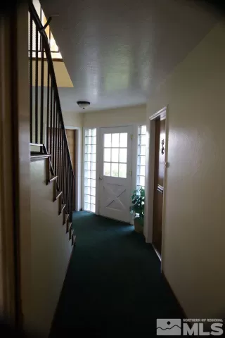 Photo #4: 240008756 Listing 