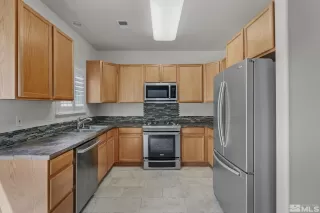 Photo #6: 240008780 Listing 