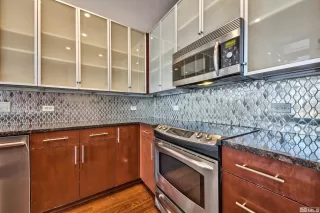 Photo #4: 240008784 Listing