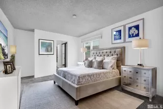 Photo #3: 240008805 Listing