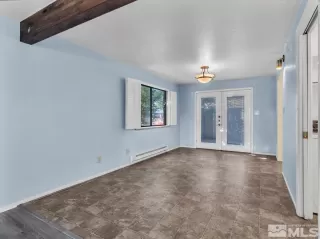 Photo #5: 240008834 Listing