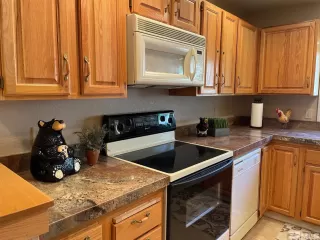 Photo #5: 240008903 Listing 