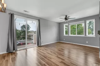 Photo #4: 240008923 Listing