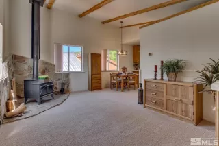 Photo #2: 240008971 Listing 