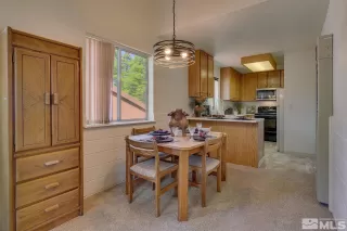 Photo #6: 240008971 Listing 