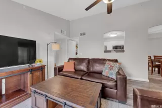 Photo #4: 240009007 Listing