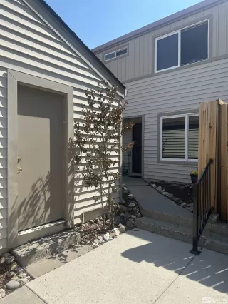 Photo #1: 240009034 Listing 