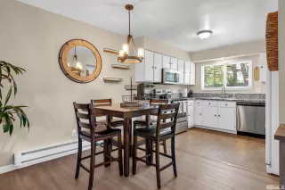 Photo #5: 240009107 Listing