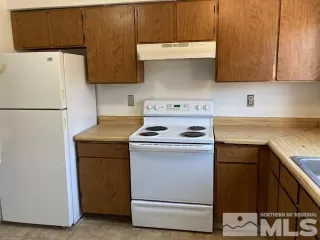 Photo #3: 240009140 Listing 