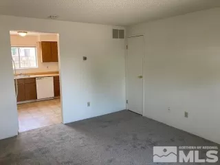 Photo #6: 240009140 Listing 