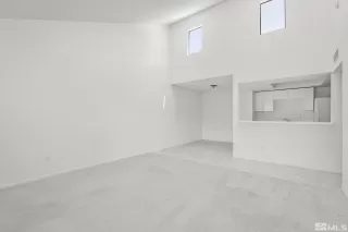 Photo #5: 240009183 Listing