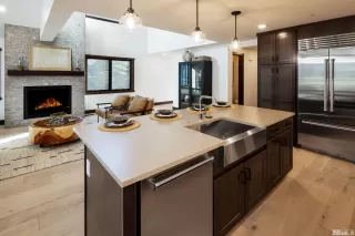 Photo #6: 240009219 Listing