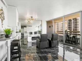 Photo #2: 240009230 Listing 