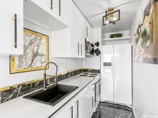 Photo #5: 240009230 Listing 