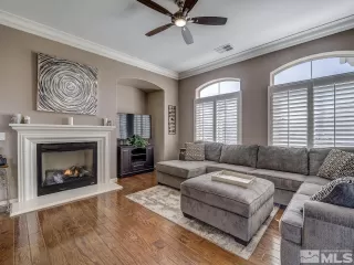 Photo #5: 240009451 Listing