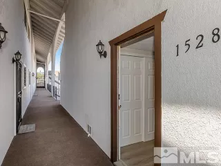 Photo #2: 240009755 Listing 