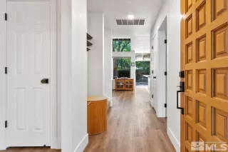 Photo #6: 240009865 Listing