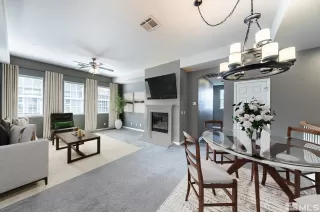 Photo #1: 240009895 Listing 