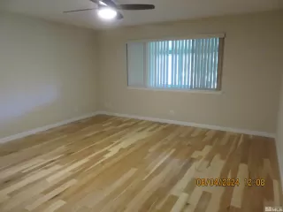 Photo #4: 240009947 Listing 