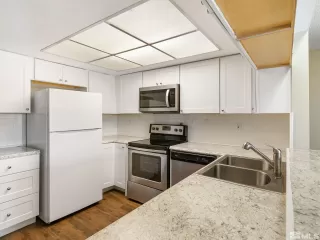 Photo #4: 240010107 Listing 