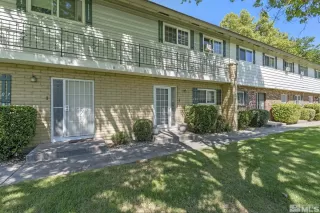 Photo #2: 240010140 Listing