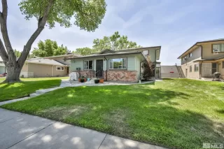 Photo #2: 240010239 Listing 