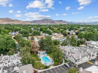 Photo #2: 240010256 Listing 