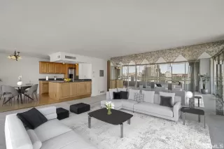 Photo #5: 240010283 Listing 