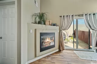 Photo #6: 240010385 Listing