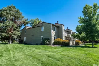 Photo #3: 240010411 Listing