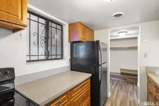 Photo #5: 240010447 Listing