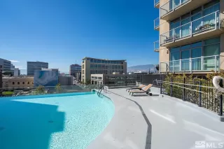 Photo #5: 240010459 Listing