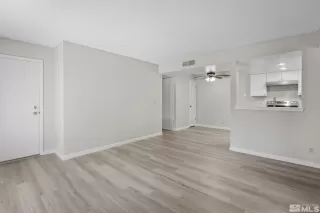 Photo #3: 240010483 Listing