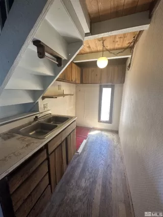 Photo #1: 240010488 Listing