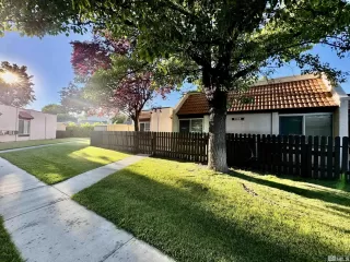 Photo #1: 240010528 Listing