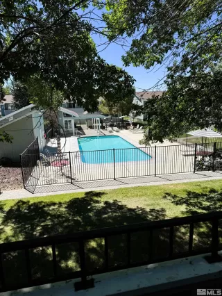 Photo #2: 240010552 Listing