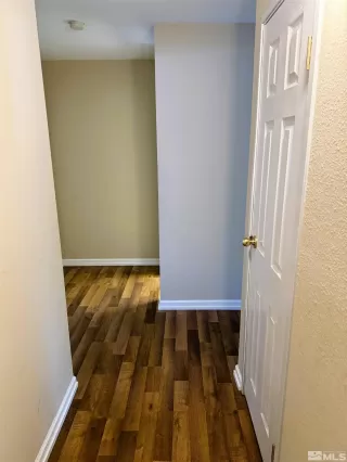 Photo #6: 240010552 Listing