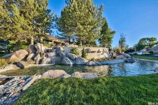 Photo #2: 240010609 Listing