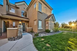 Photo #5: 240010609 Listing