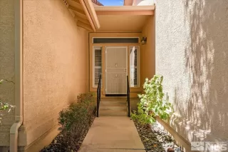 Photo #3: 240010672 Listing