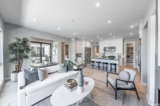 Photo #2: 240010749 Listing