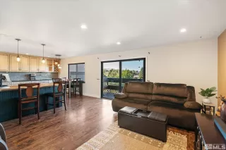 Photo #4: 240010807 Listing 