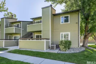 Photo #2: 240010845 Listing