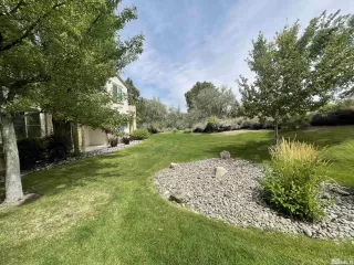 Photo #4: 240010979 Listing